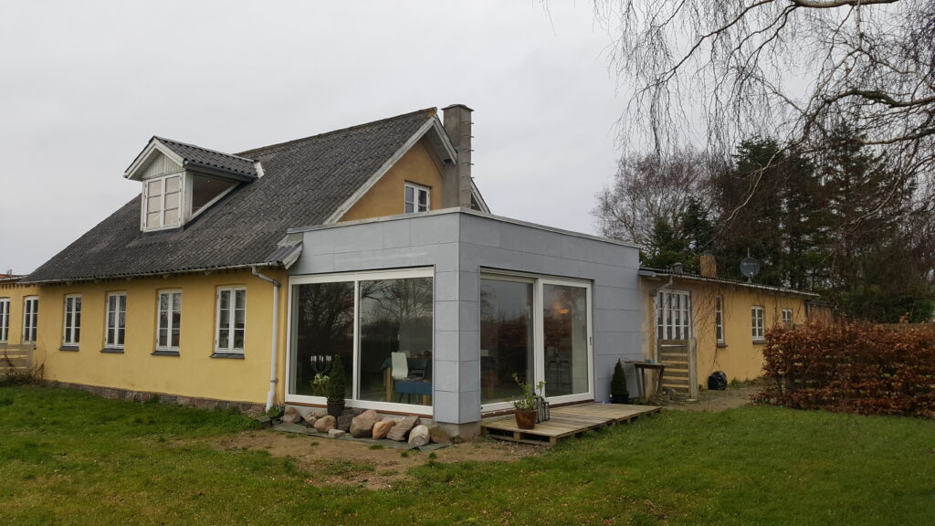 Efterbillede af tilbygning på 60'er gårdhus i Næstved