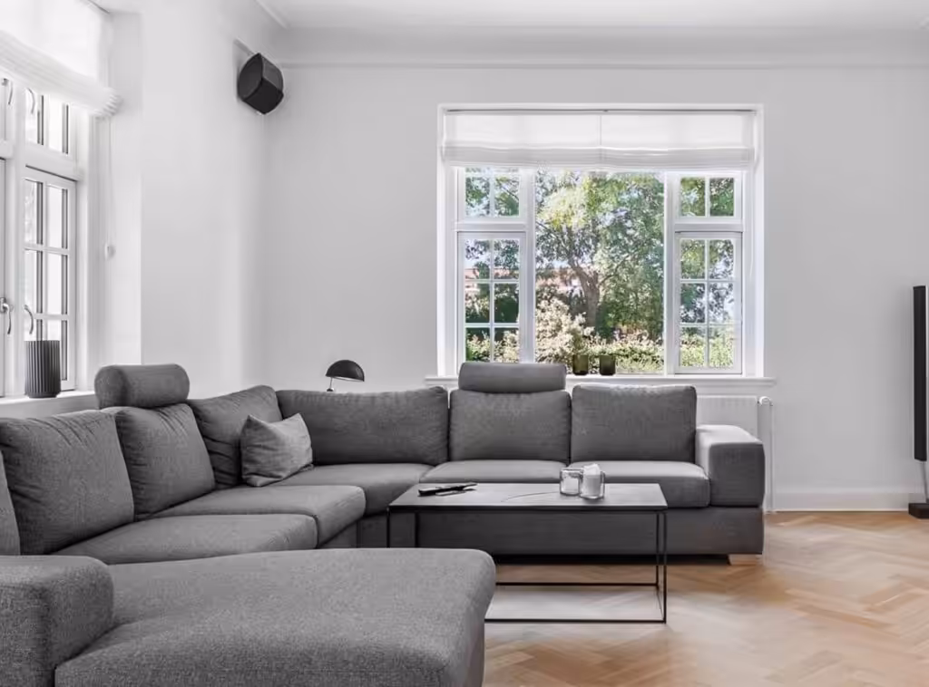 Ombygget TV stue i liebhavervilla i Slagelse